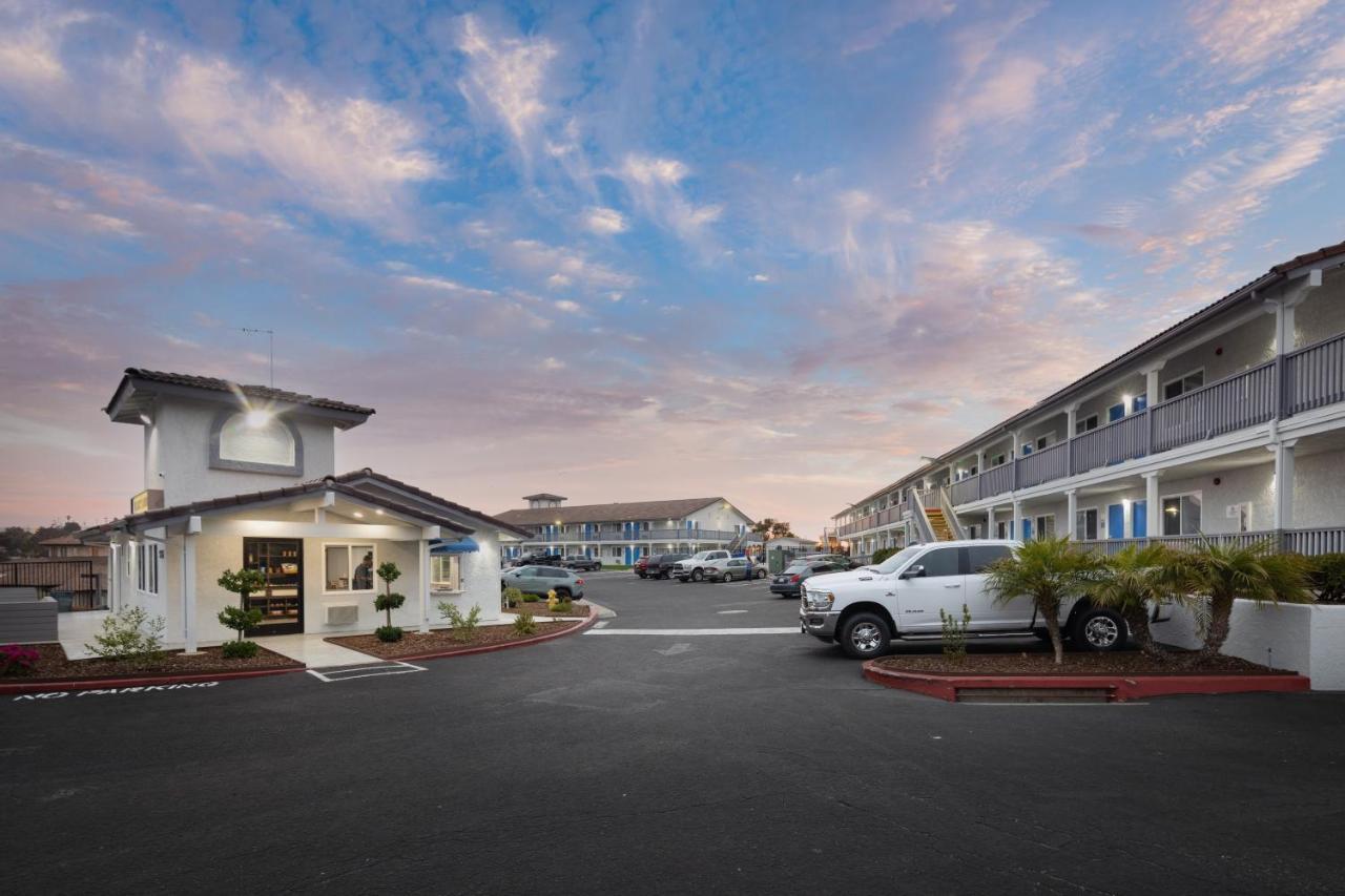 Days Inn By Wyndham Arroyo Grande Pismo Beach Екстериор снимка