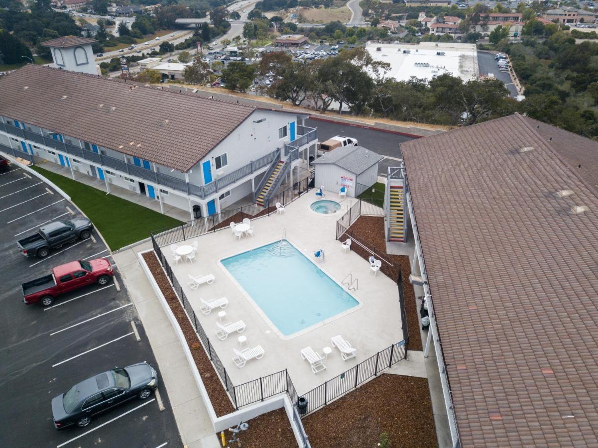 Days Inn By Wyndham Arroyo Grande Pismo Beach Екстериор снимка