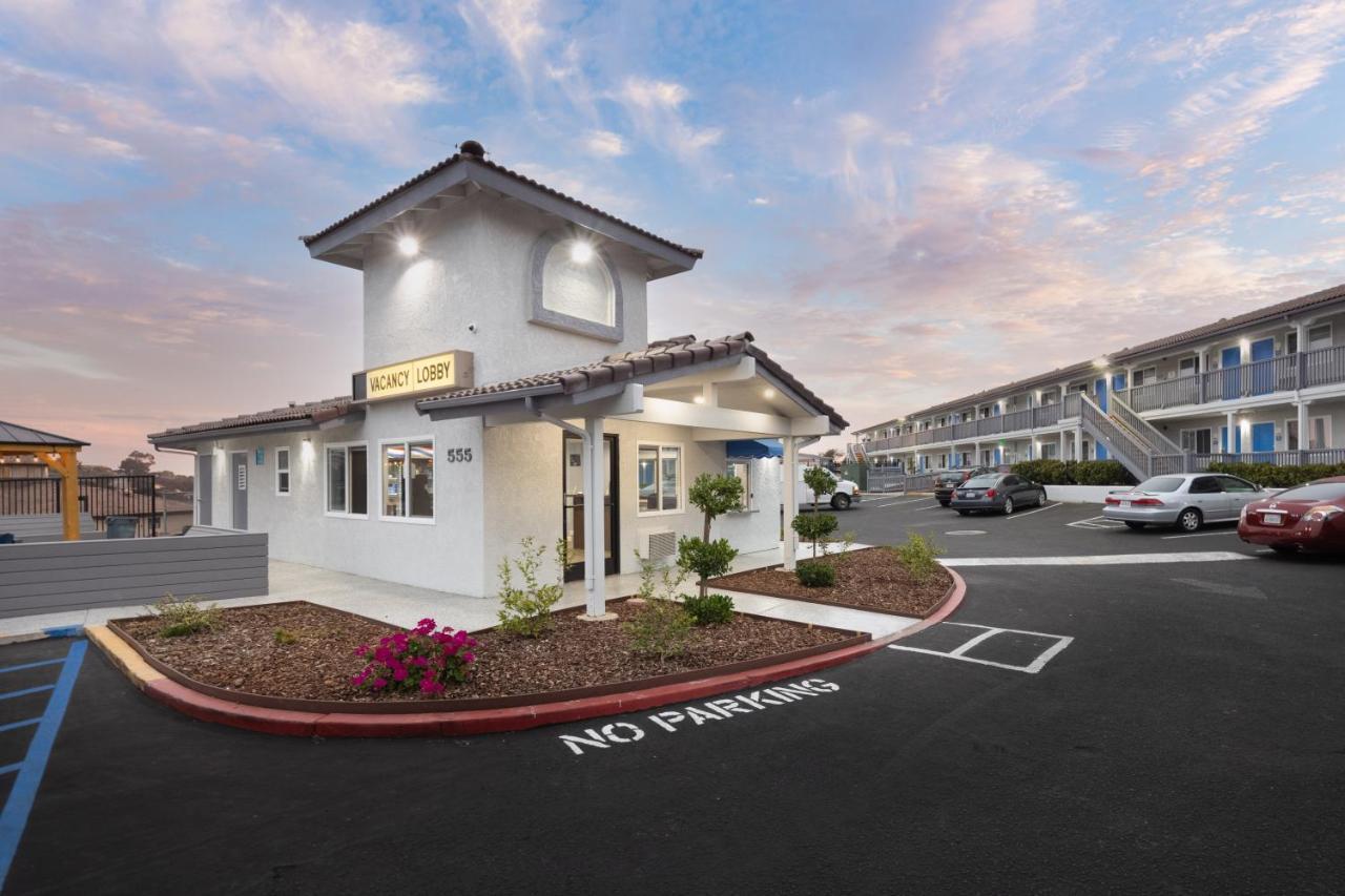 Days Inn By Wyndham Arroyo Grande Pismo Beach Екстериор снимка