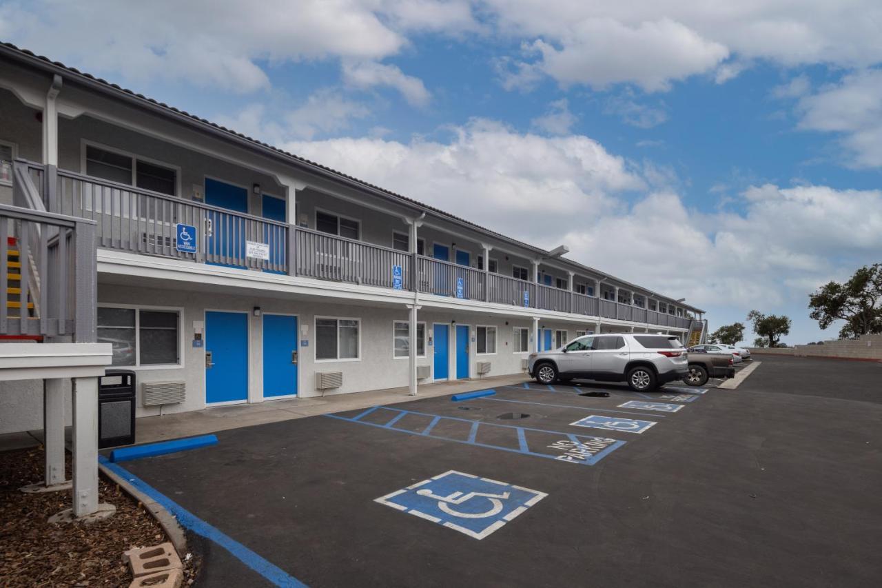 Days Inn By Wyndham Arroyo Grande Pismo Beach Екстериор снимка