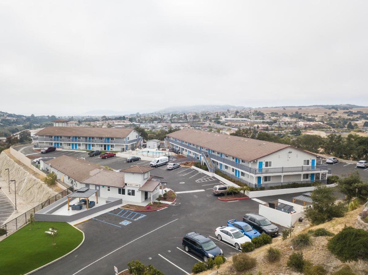 Days Inn By Wyndham Arroyo Grande Pismo Beach Екстериор снимка