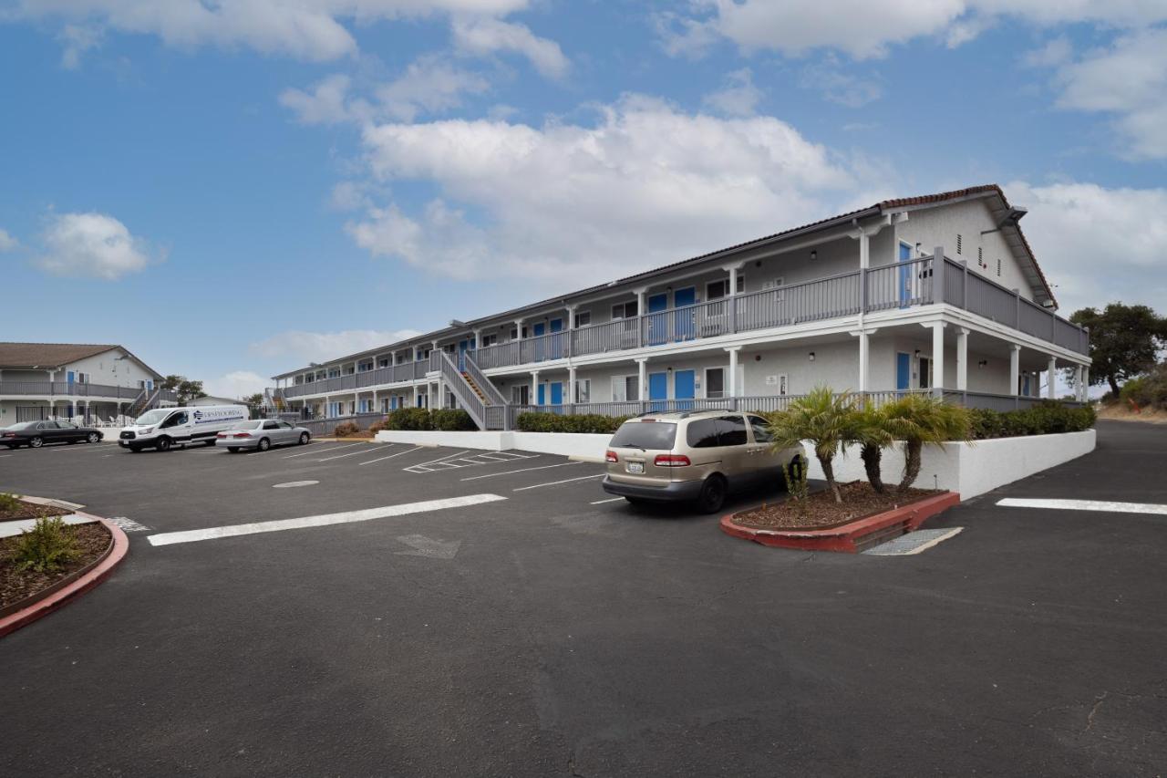 Days Inn By Wyndham Arroyo Grande Pismo Beach Екстериор снимка