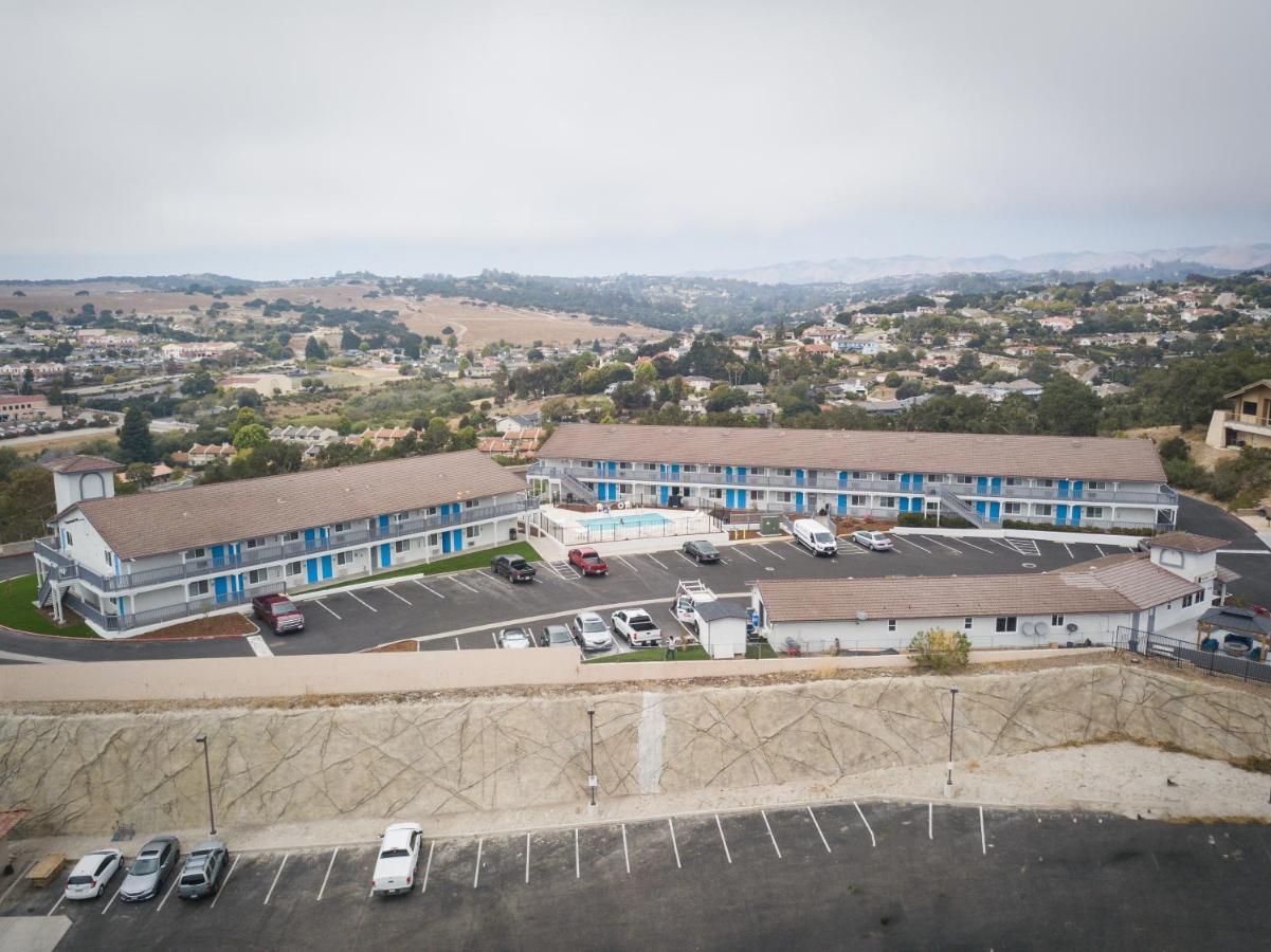 Days Inn By Wyndham Arroyo Grande Pismo Beach Екстериор снимка