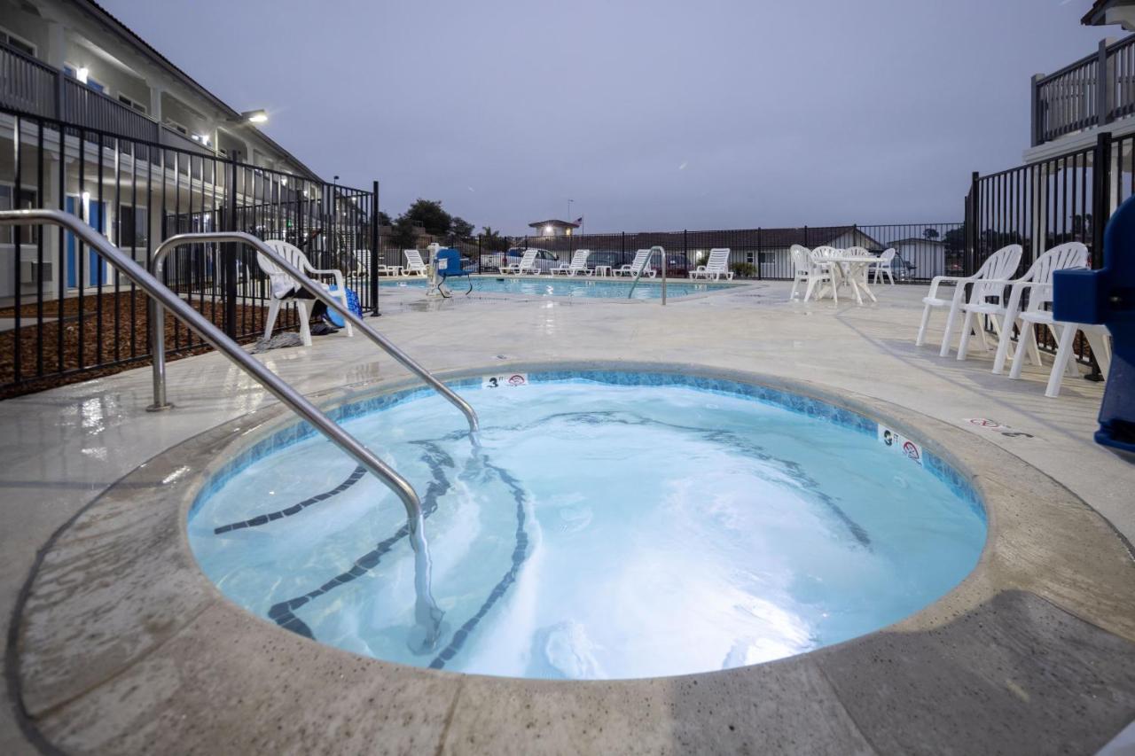 Days Inn By Wyndham Arroyo Grande Pismo Beach Екстериор снимка