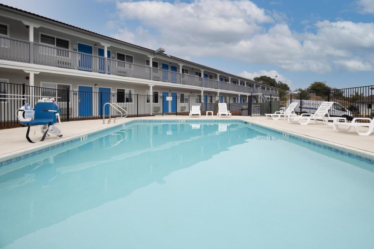 Days Inn By Wyndham Arroyo Grande Pismo Beach Екстериор снимка