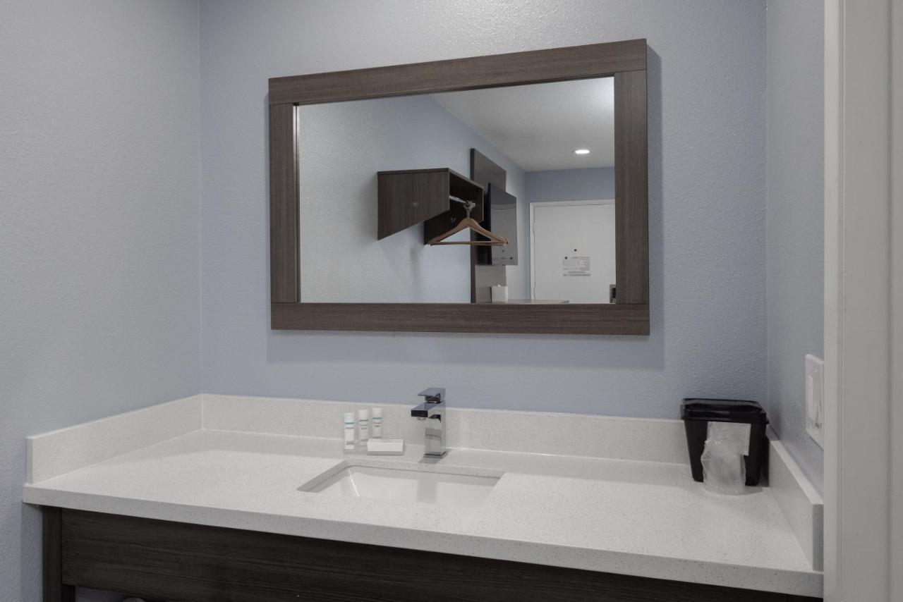 Days Inn By Wyndham Arroyo Grande Pismo Beach Екстериор снимка