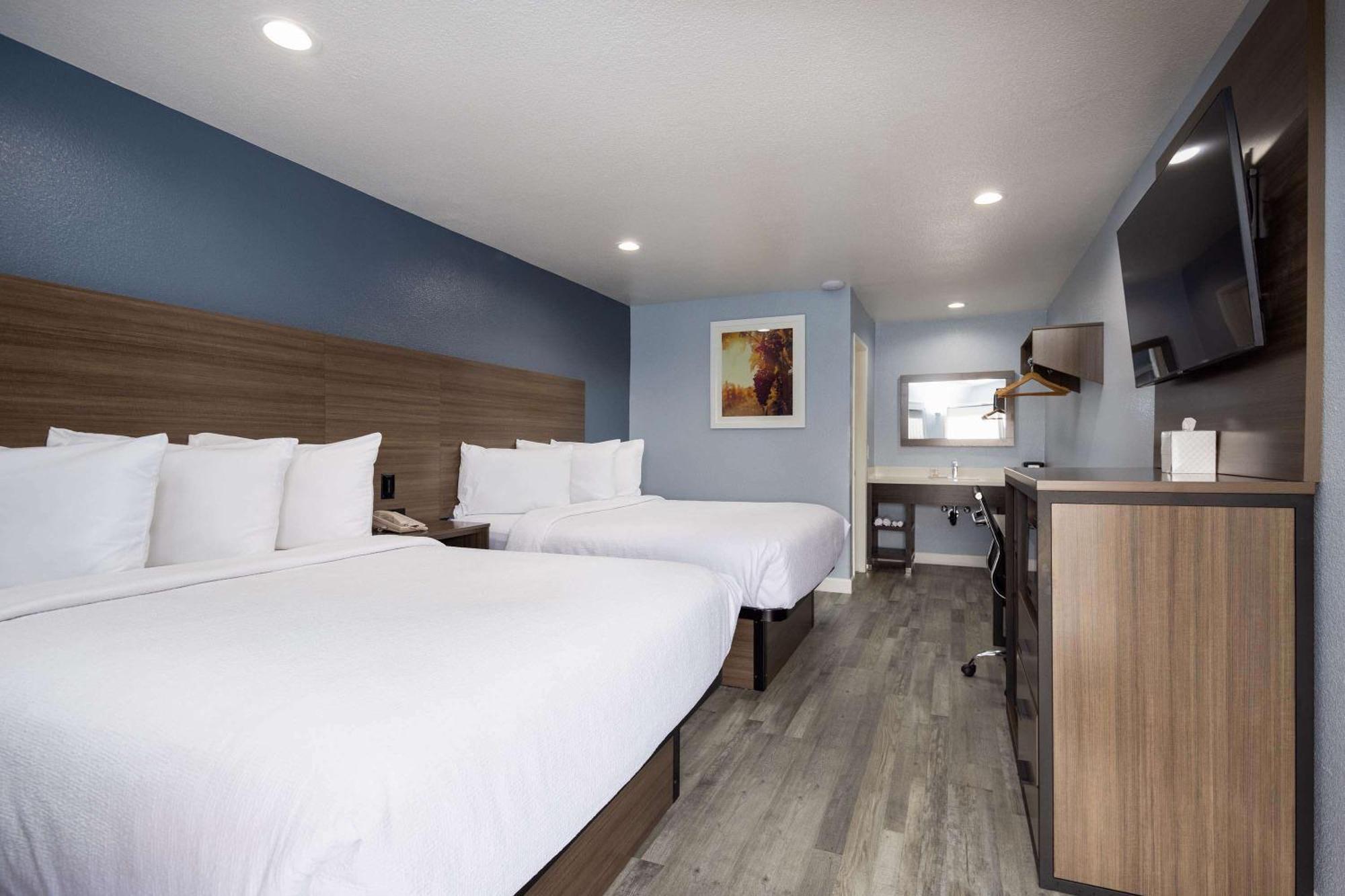 Days Inn By Wyndham Arroyo Grande Pismo Beach Екстериор снимка