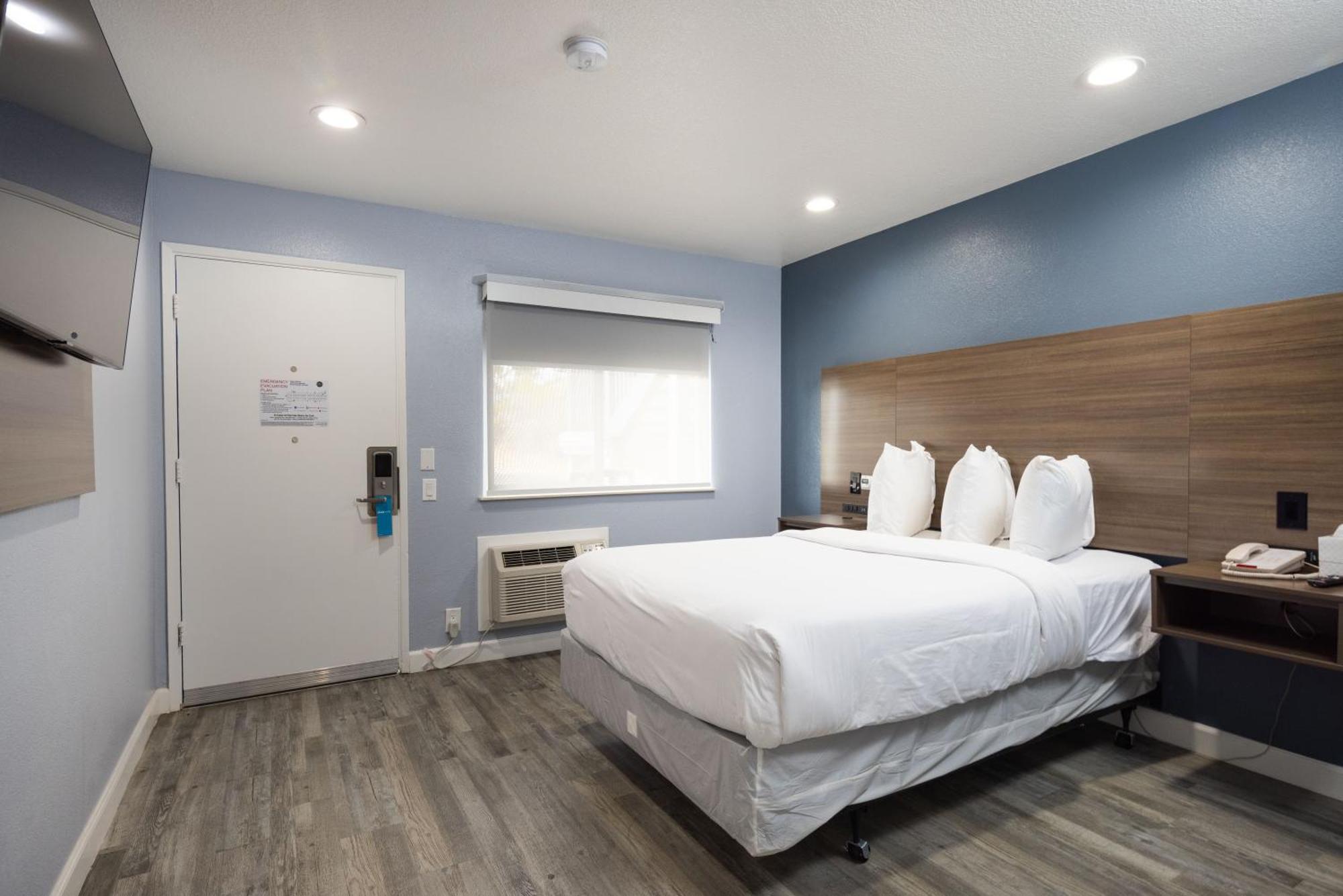 Days Inn By Wyndham Arroyo Grande Pismo Beach Стая снимка